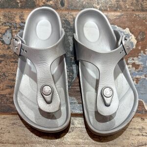 Birkenstock Kids Gizeh EVA Silver Buckle Strap Sandals Size 31 (Kids 13-13.5)